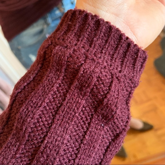 URBAN HERITAGE plum crop long sleeve sweater size large - Picture 7 of 11